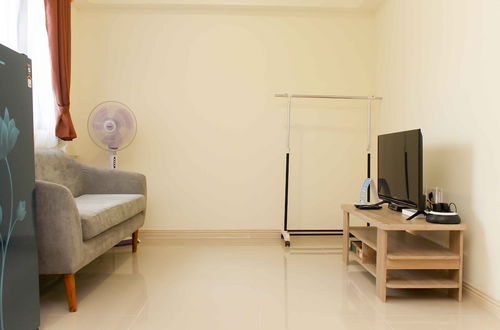 Photo 11 - Luxurious And Comfy 2Br At Meikarta Apartment