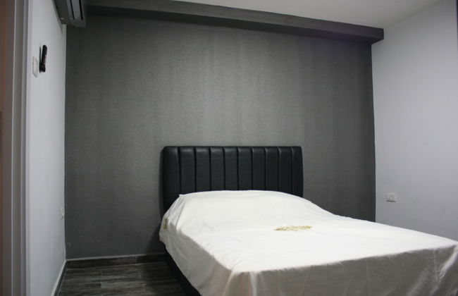 Rich Luxury Suites - Foto 28