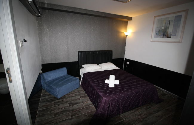 Rich Luxury Suites - Foto 19