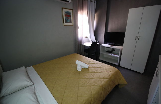 Rich Luxury Suites - Foto 38