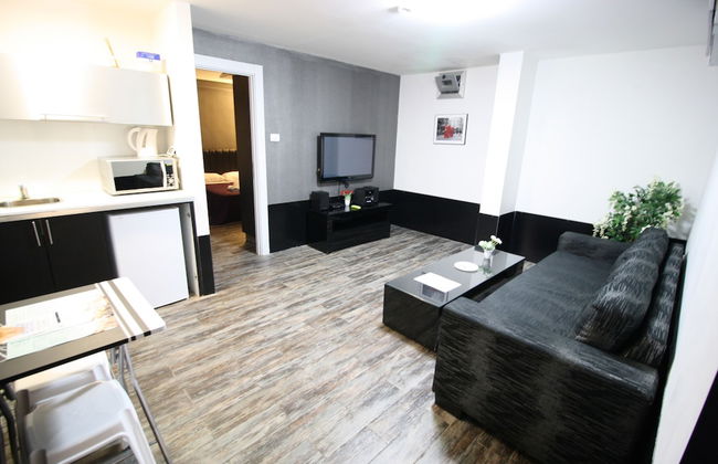 Rich Luxury Suites - Foto 17