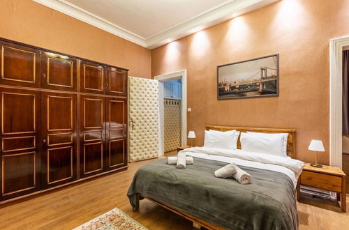 Photo 16 - Missafir Historical Flat With Sea View in Beyoglu