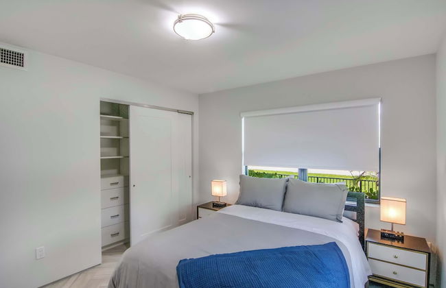 Delray Beach Getaway Minutes to Beach & More! - Photo 2