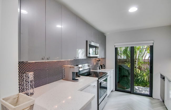 Delray Deco Estate - Photo 16