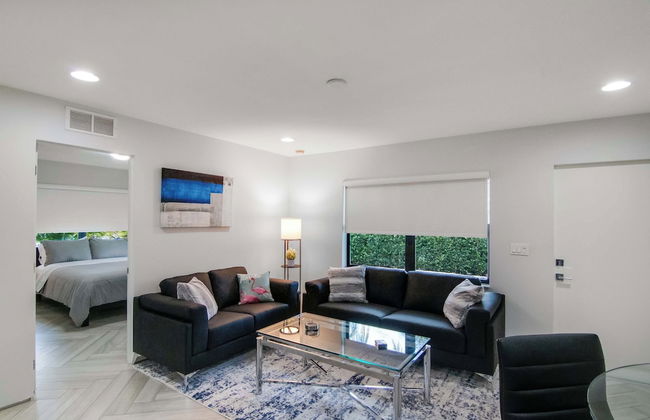Delray Beach Getaway Minutes to Beach & More! - Photo 11