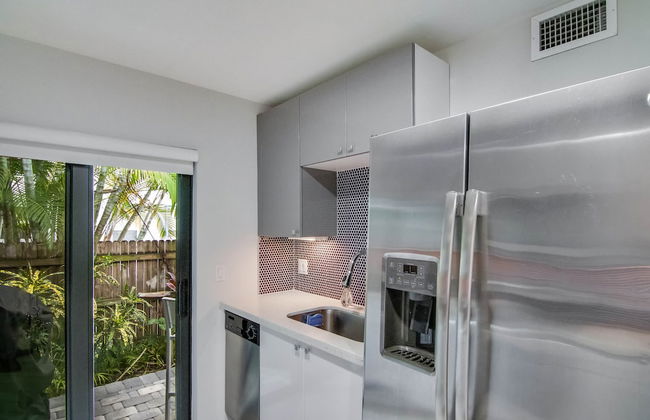 Delray Deco Estate - Photo 21