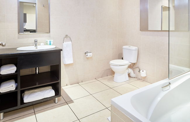 First Group Riviera Suites - Photo 76