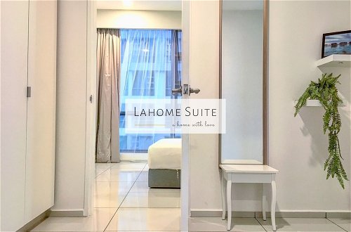 Photo 18 - The Robertson KL By Lahome Suite