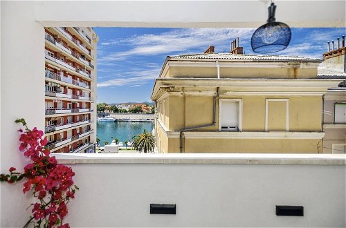 Photo 32 - Sea View Apartment Zara Bruna