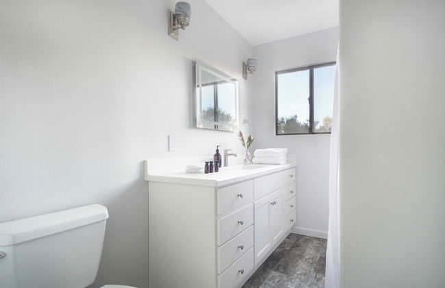 Vino Blanco by Avantstay Private Wine Country Home w/ Mtn Views & Deck - Foto 18