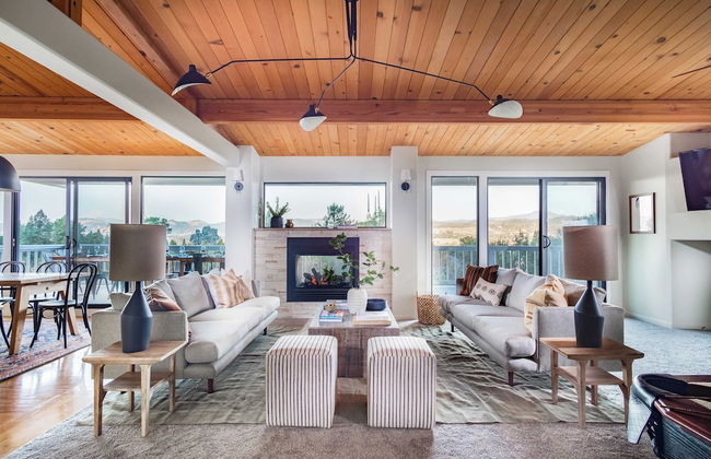 Vino Blanco by Avantstay Private Wine Country Home w/ Mtn Views & Deck - Foto 1