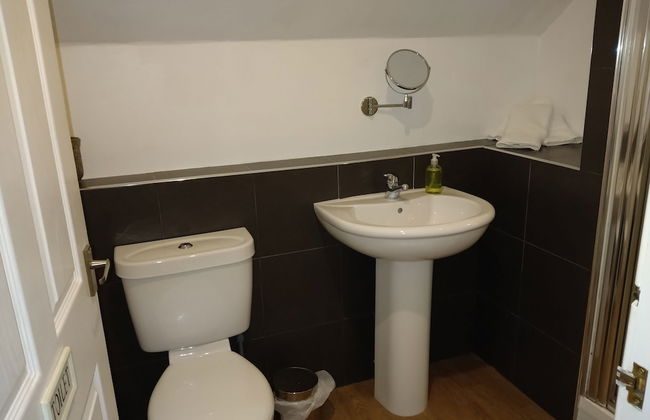 5 Bedrooms/sleeps 10-12/free Wifi & Parking/garden - Foto 23