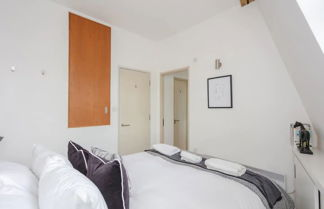 Photo 1 - Stylish 1 Bedroom Apartment Near Northcote Road