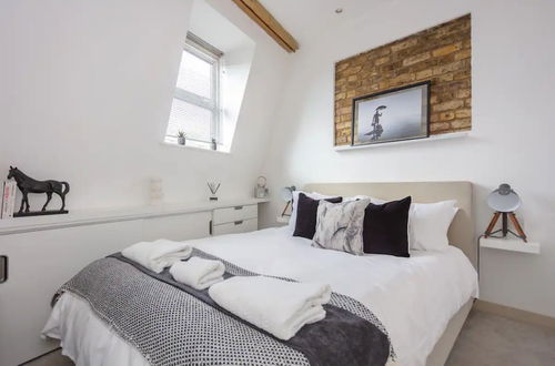 Photo 3 - Stylish 1 Bedroom Apartment Near Northcote Road