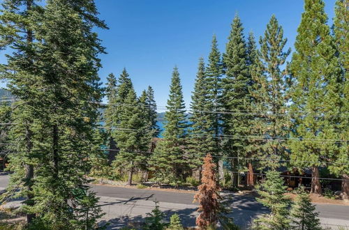 Photo 15 - Ellis Peak by Avantstay Beautiful Mckinney Cabin w/ Filtered Lake Views