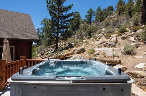 Photo 11 - Bernard by Avantstay Luxurious Cabin in Big Bear w/ Hot Tub & Pool Table