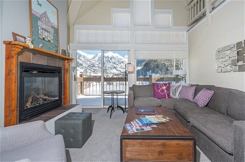 Photo 15 - Etta Place Too 113 by Avantstay Close to Town & The Slopes! In Complex w/ Communal Pool & Hot Tub