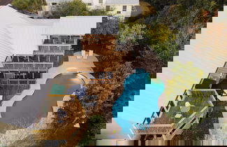 Foto 2 - Raven by Avantstay Entertainers Dream w/ Pool, Hot Tub, Game Room! 9 Brs!