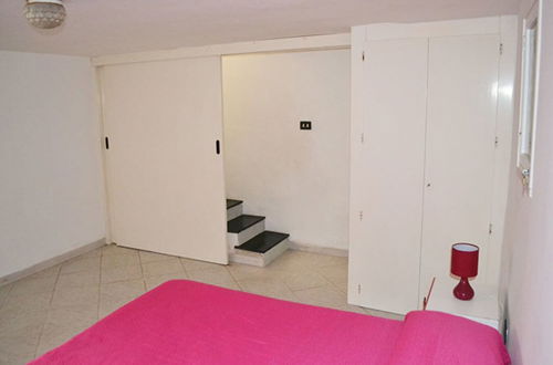 Foto 8 - Three Bedroom Holiday Home Very Close to the Beach in San Foca