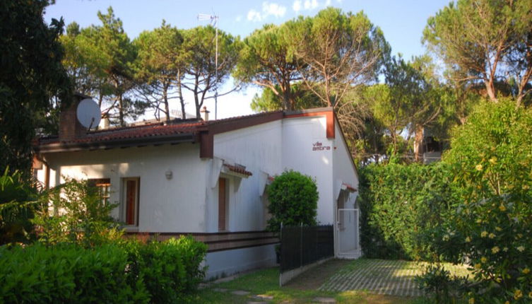 Foto 1 - Villa in Lignano Pineta Close to the Beach