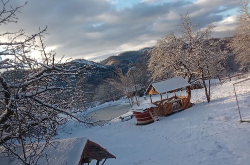 Photo 34 - Room in Guest Room - Cozy Rural Retreat in Roşia Montana