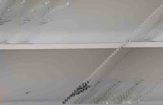Spacious Furnished Apartment Sleeps 4, 2 Tvs, Walkout Balcony, Parking Available - Photo 14