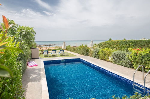 Photo 1 - Villa Suri, Luxury Seafront Villa