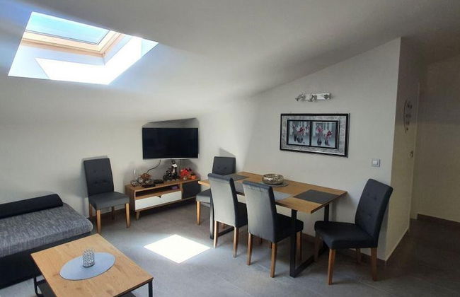 Beautiful Family Apartment a5 for 5 Guests in Vrvari, Close to the Beach - Foto 8