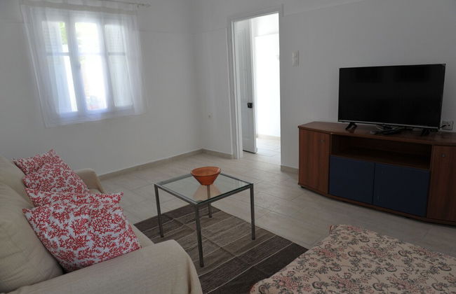 2 Bedrooms Holiday House, Kalymnos, Greece - Photo 8