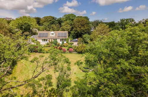 Photo 14 - Beautiful 3-bed Cabin in Pembrokeshire Coast