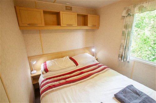 Photo 2 - Beautiful 3-bed Cabin in Pembrokeshire Coast