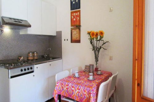 Photo 6 - Charming Apartment With Garden - Beahost