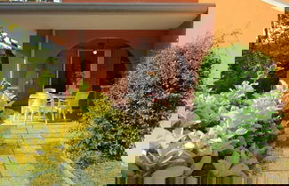 Foto 1 - Charming Apartment With Garden - Beahost