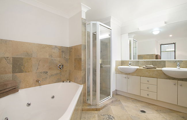 Founda Gardens Apartments - Photo 61