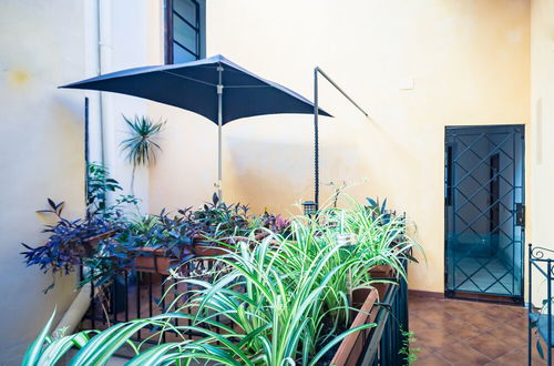 Photo 38 - Amazing Apartment Near Campo Dei Fiori - Terrace