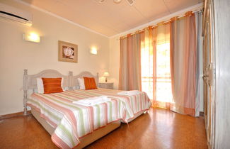 Photo 2 - Spacious Retreat With Prime Location, Private Pool, Snooker, Free AC & Wifi