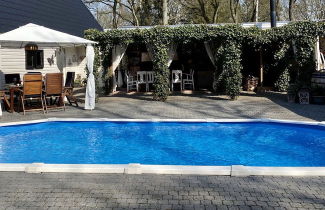 A Detached Bungalow With Outdoor Fireplace, Covered Terrace and Pond in a Forest Plot - Photo 53