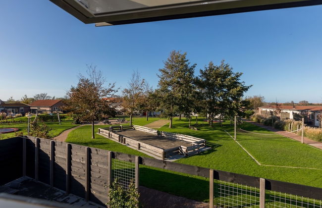 Family Holiday Home on the Playground - Foto 4