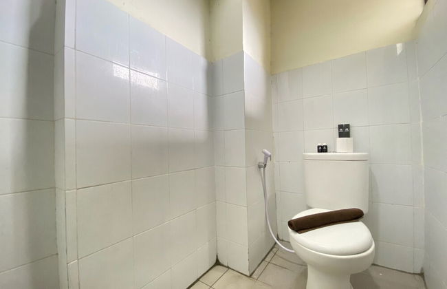 Spacious 3Br At Gateway Ahmad Yani Cicadas Apartment - Foto 14