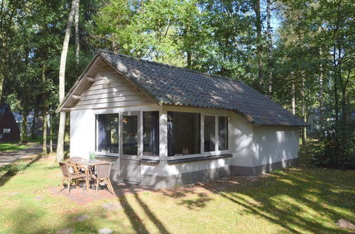 Photo 36 - Detached Cottage on Quiet Park