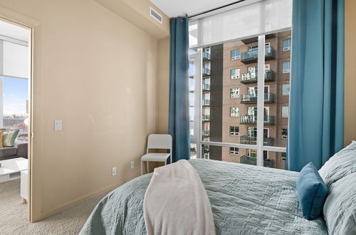 Photo 18 - GLOBALSTAY. Gorgeous Downtown Condos. Free parking