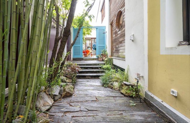 Stunning Architect House with courtyard - Photo 15