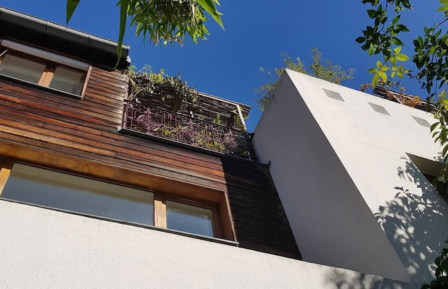 Stunning Architect House with courtyard - Photo 19