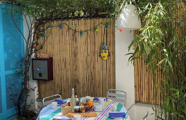 Stunning Architect House with courtyard - Photo 11