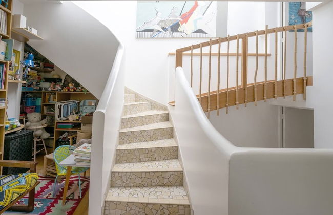 Stunning Architect House with courtyard - Photo 8