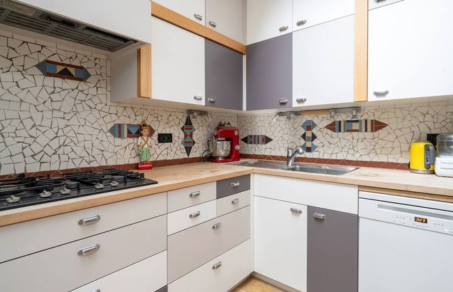 Stunning Architect House with courtyard - Photo 4