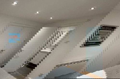 Foto 7 - Stunning 3BD Maisonette W/balcony - Old Street!