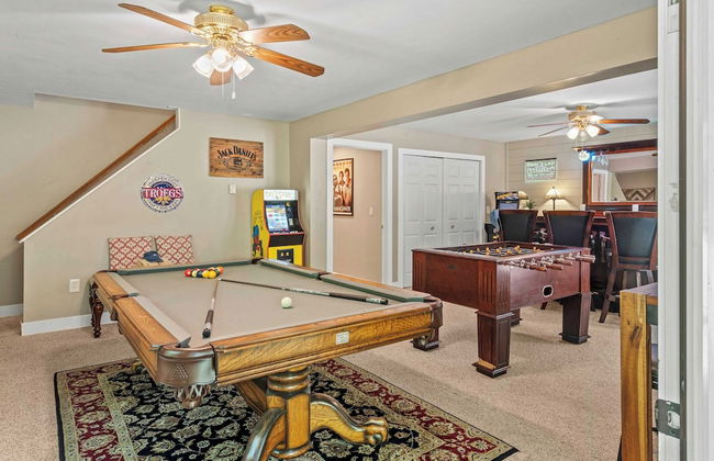 Alpine Serenity by Avantstay Beach + Lake Access Theater, Deck, Playroom - Foto 19