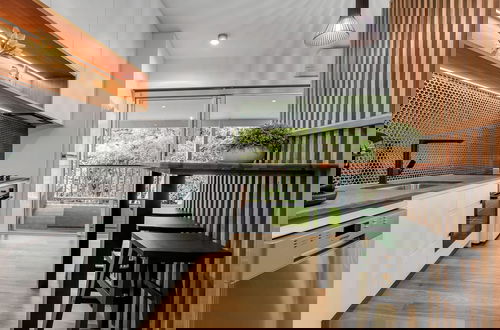Foto 5 - Bright on the River (Buffalo Apartment 1)