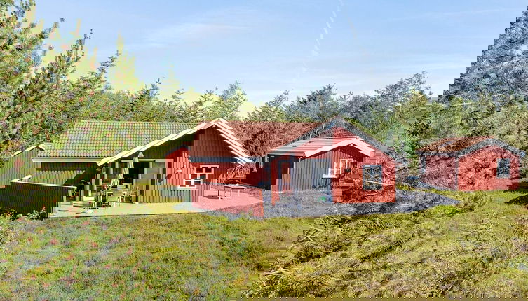 Foto 1 - 6 Person Holiday Home in Fur